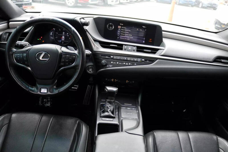 2019 Lexus ES 350 F SPORT