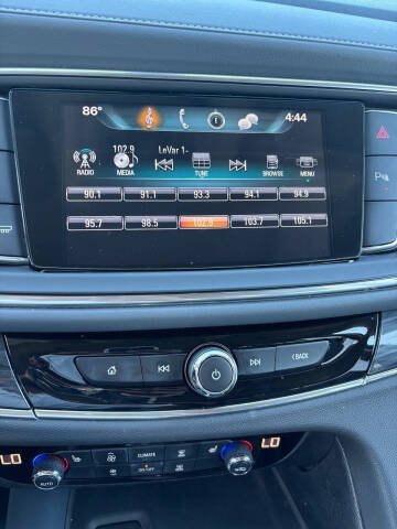 2018 Buick Enclave Essence