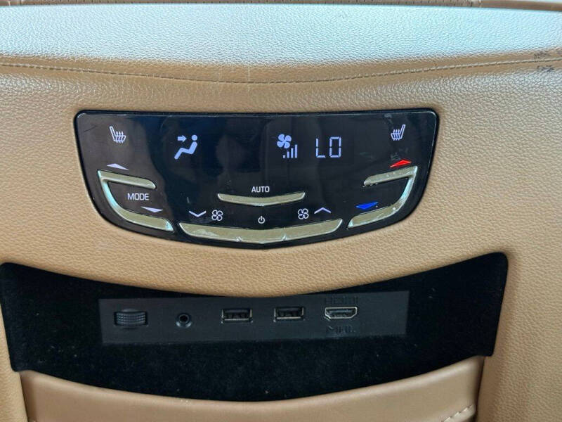 2017 Cadillac Escalade ESV Platinum