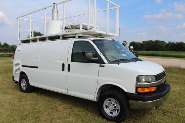 2014 Chevrolet Express Cargo Work Van photo 4