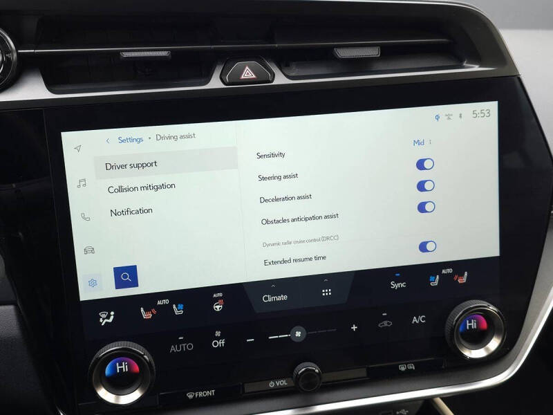 2023 Lexus RZ 450e Luxury