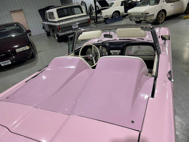 1960 Ford Thunderbird