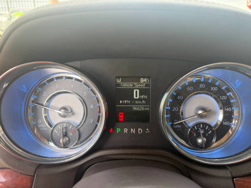 2011 Chrysler 300 C