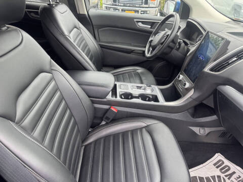 2021 Ford Edge SEL
