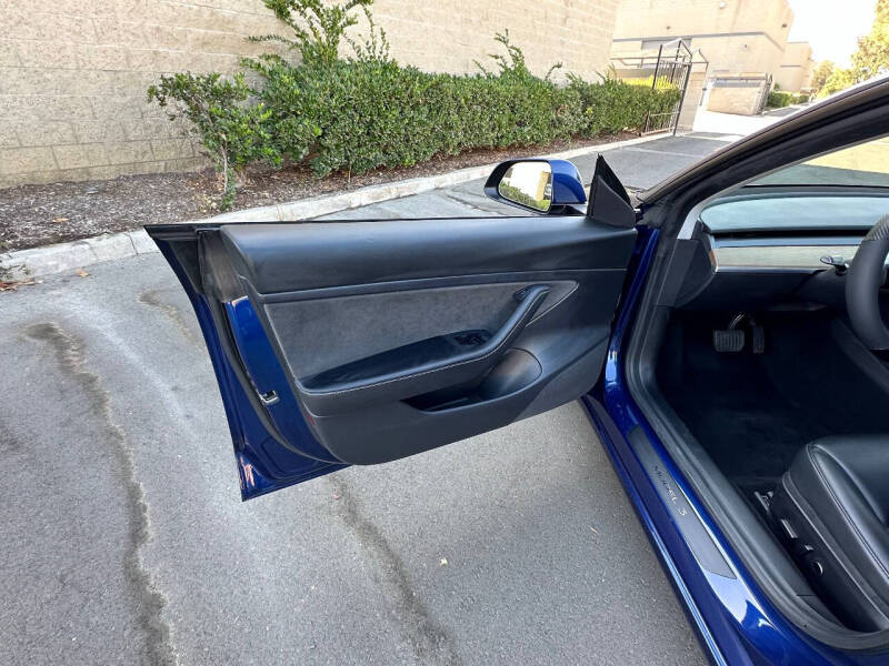 2021 Tesla Model 3 Base photo 12