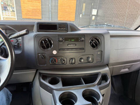 2014 Ford E-Series E-150