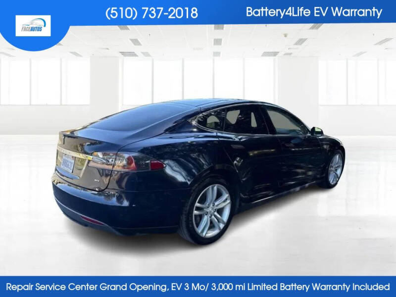 2015 Tesla Model S 85