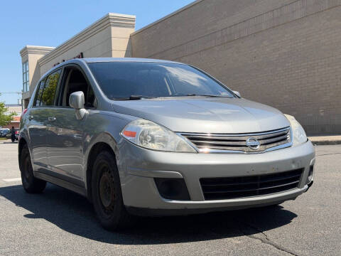 2011 Nissan Versa 1.8 S