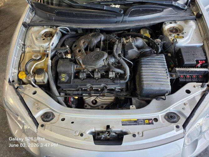 2004 Chrysler Sebring LXi
