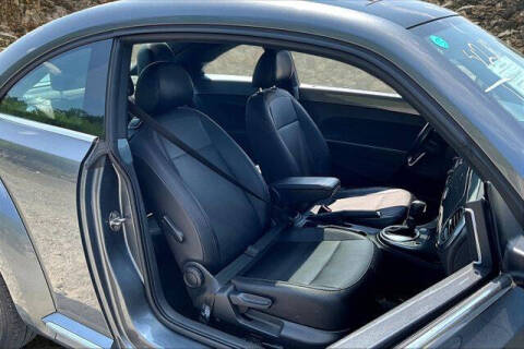 2019 Volkswagen Beetle 2.0T SE