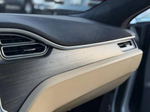 2016 Tesla Model S