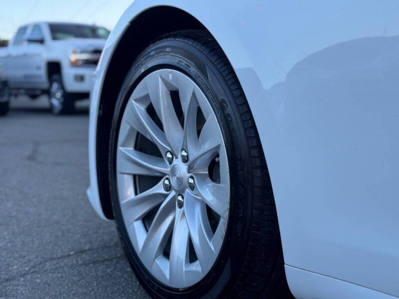 2016 Tesla Model S 75D