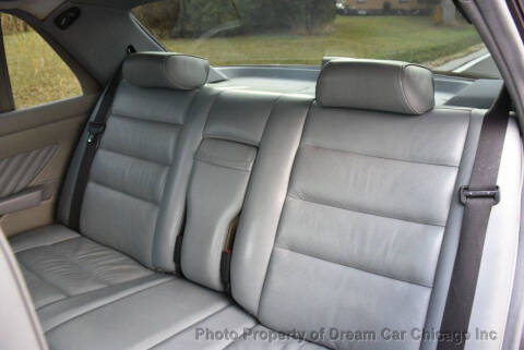 1991 Mercedes-Benz 560-Class 560 SEL