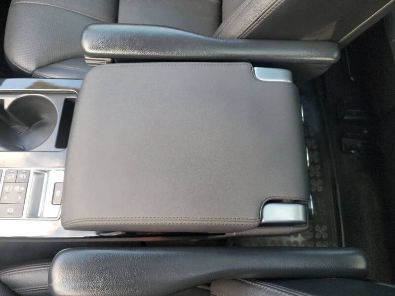 2018 Land Rover Discovery HSE