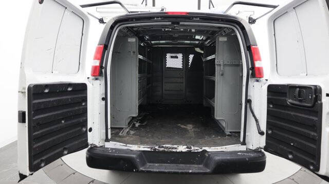 2023 Chevrolet Express 2500