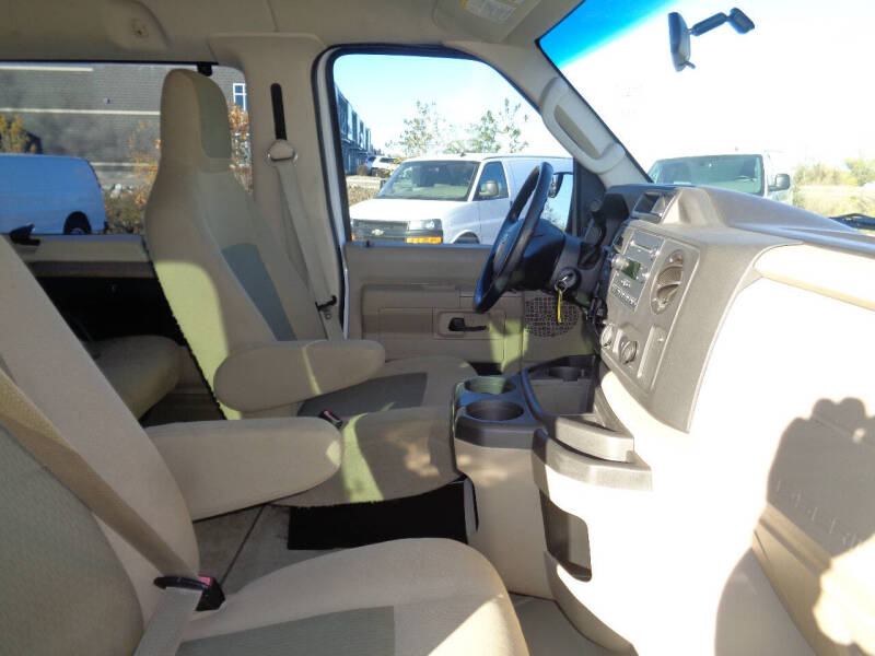 2014 Ford E-Series E-350 SD XLT