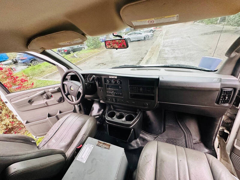 2013 Chevrolet Express 2500