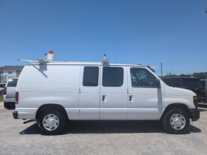 2014 Ford E-Series E-150