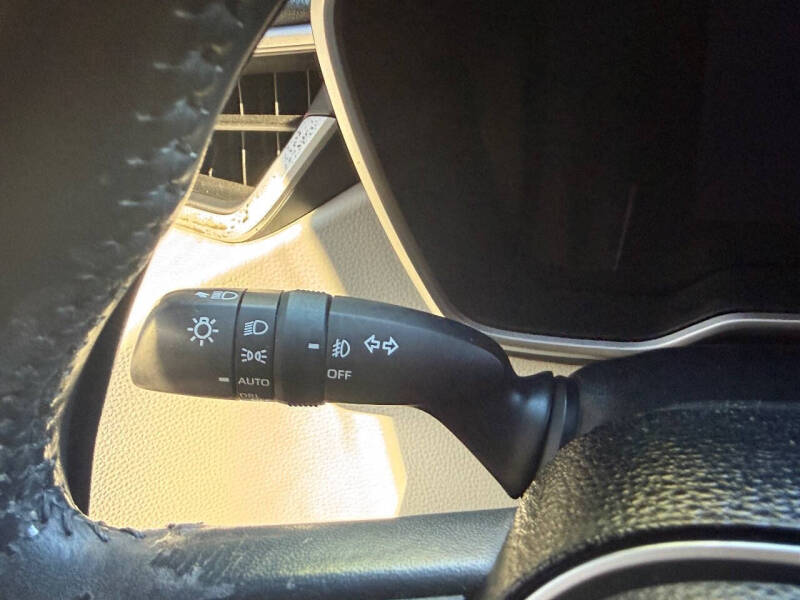 2019 Toyota Corolla Hatchback XSE