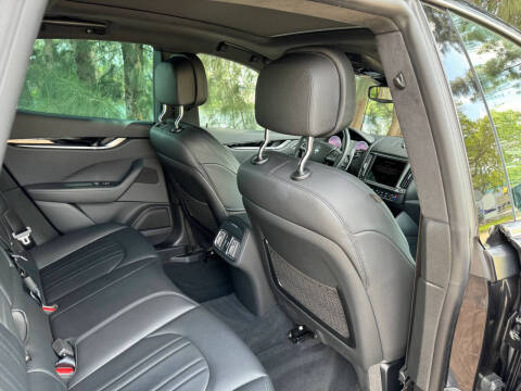 2023 Maserati Levante Modena