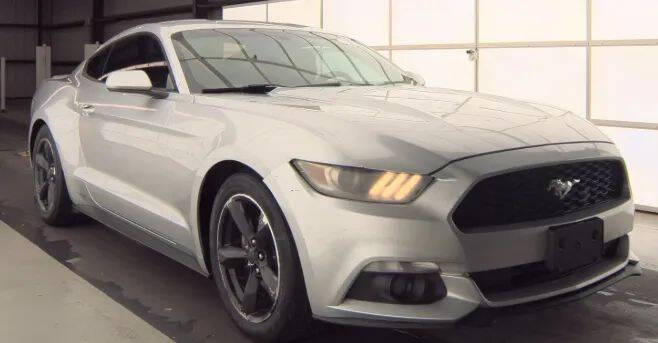 2015 Ford Mustang V6