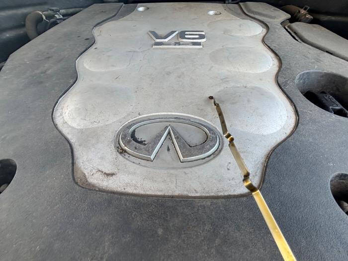 2005 Infiniti FX35