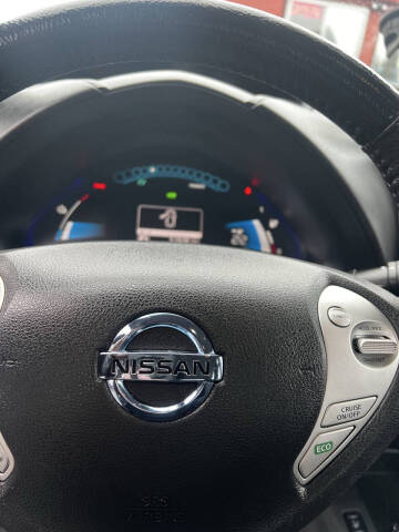 2013 Nissan LEAF SV