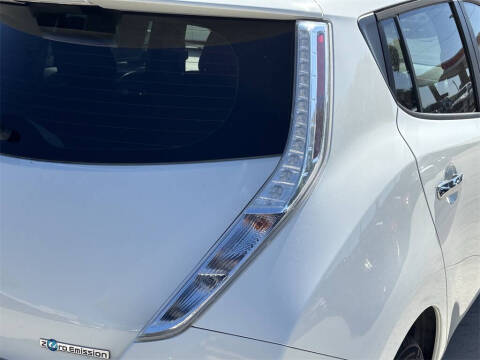 2015 Nissan LEAF S