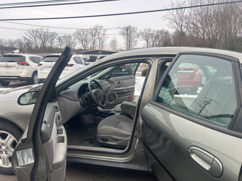 2001 Ford Taurus SEL