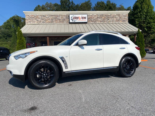 2017 INFINITI QX70 for sale at Driven Pre-Owned in Lenoir, NC