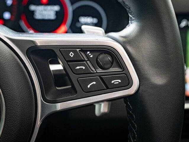 2023 Porsche Cayenne Platinum Edition