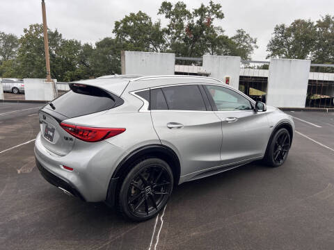 2018 Infiniti QX30 Premium