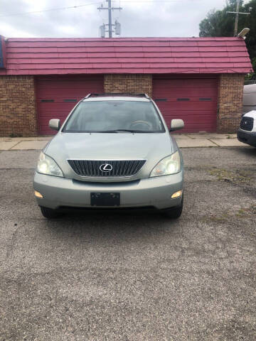 2005 Lexus RX 330 for sale at ROYAL CAR CENTER INC in Detroit MI