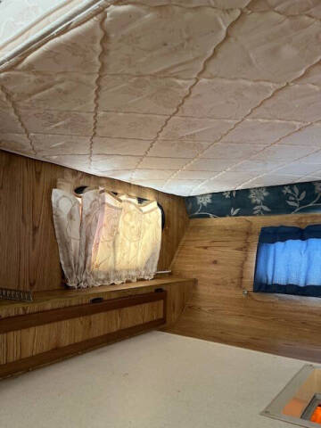 1991 Cascade 10 Ft Truck Camper