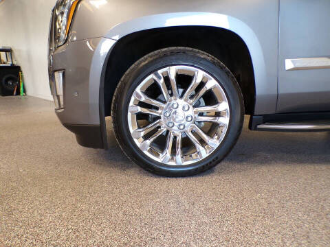2018 Cadillac Escalade Luxury