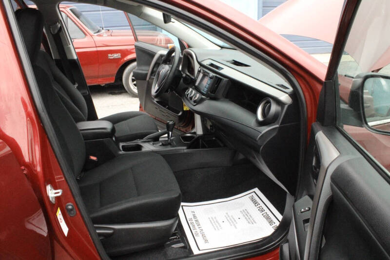 2018 Toyota RAV4 LE