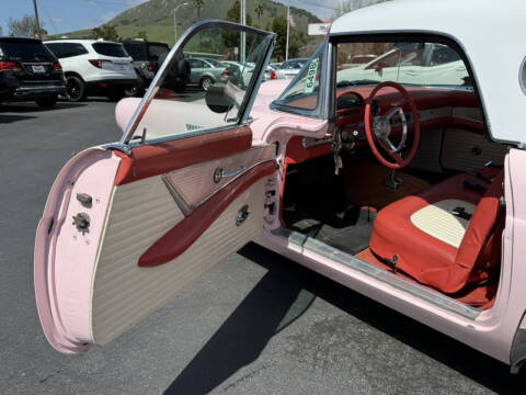 1956 Ford Thunderbird