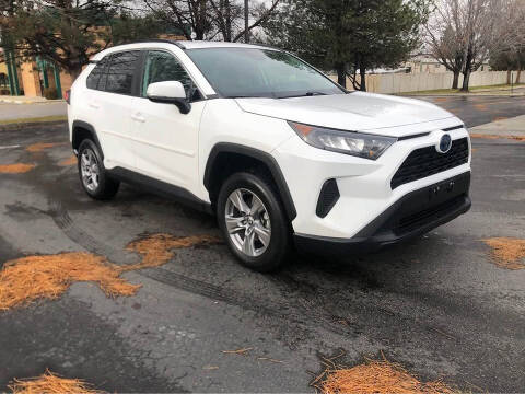 2022 Toyota RAV4 Hybrid LE