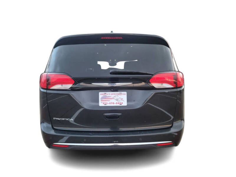2019 Chrysler Pacifica Touring L