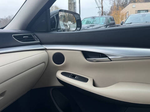 2019 Infiniti QX50 Essential