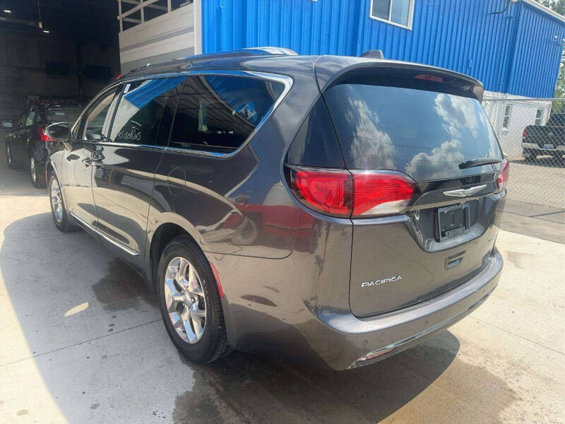 2017 Chrysler Pacifica Limited