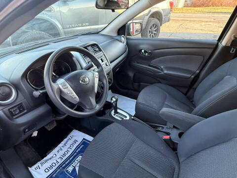 2015 Nissan Versa 1.6 S