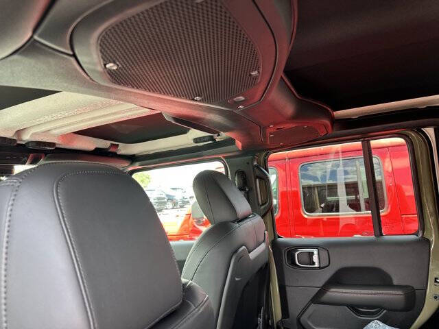 2025 Jeep Gladiator Rubicon X