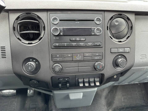 2012 Ford F-250 Super Duty XL