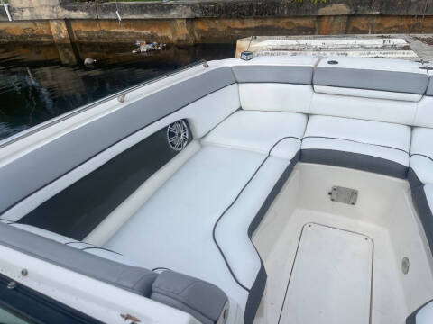 2016 Sea Ray 270 SUNDECK