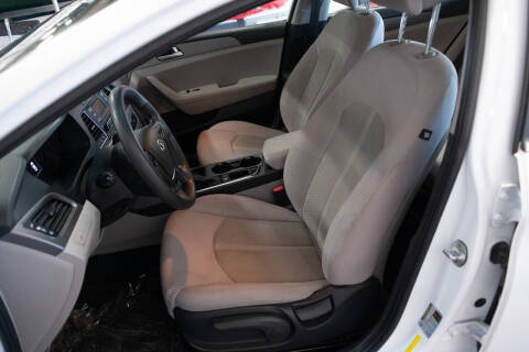 2017 Hyundai Sonata SE