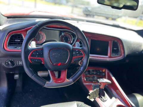 2015 Dodge Challenger SRT Hellcat