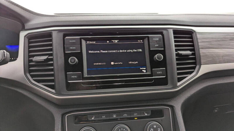 2022 Volkswagen Atlas Cross Sport SE 4Motion