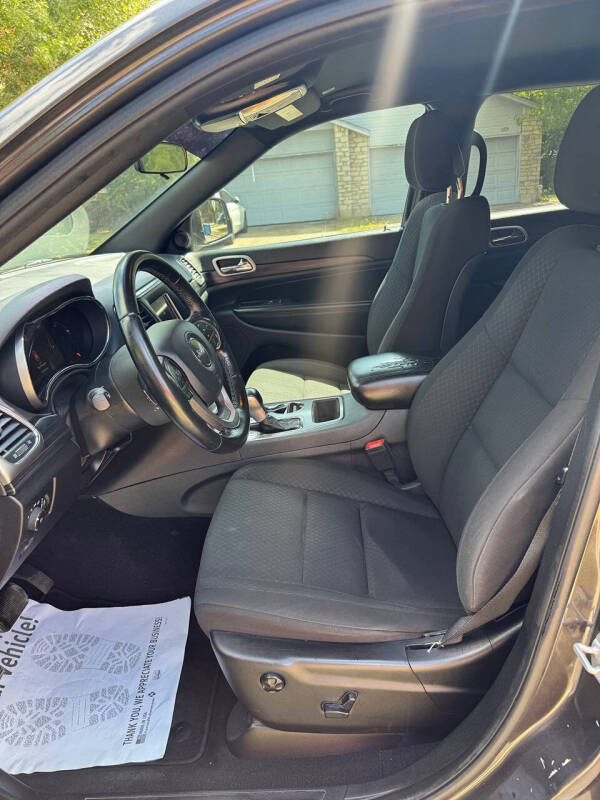 2020 Jeep Grand Cherokee Laredo E