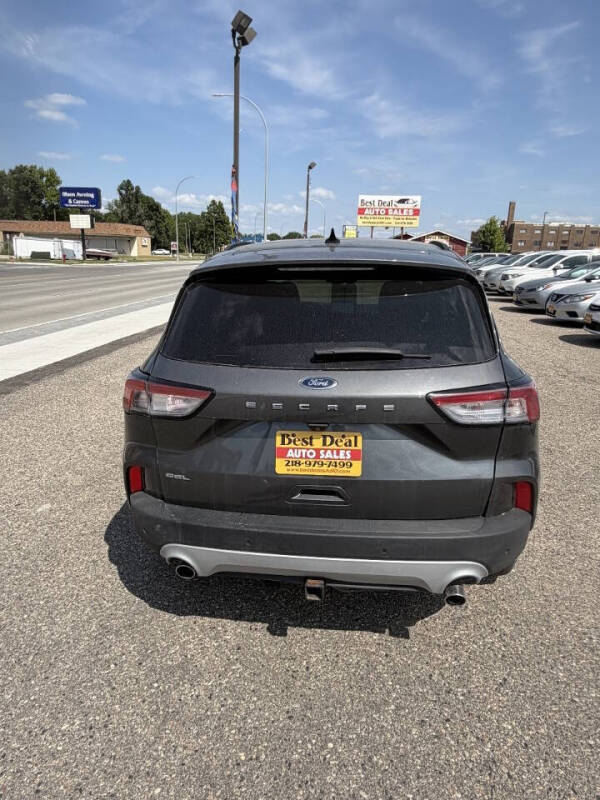 2020 Ford Escape Titanium